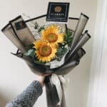 2 Sunflowers Black