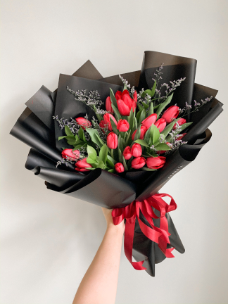 20 Tulip Merah