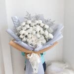 40 White Roses