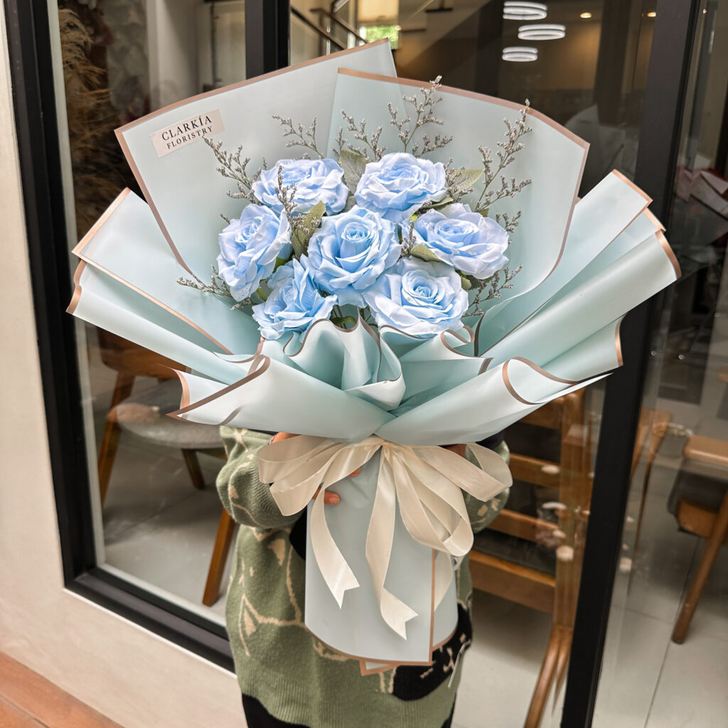 7 Rose Soft Blue