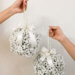 Baby's Breath Ball