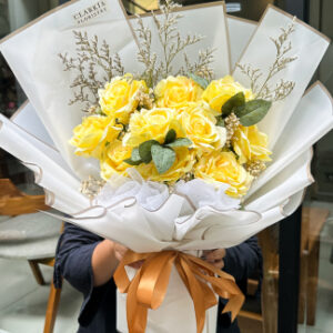 10 Rose Yellow