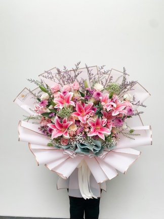 Lily Garden Bouquet